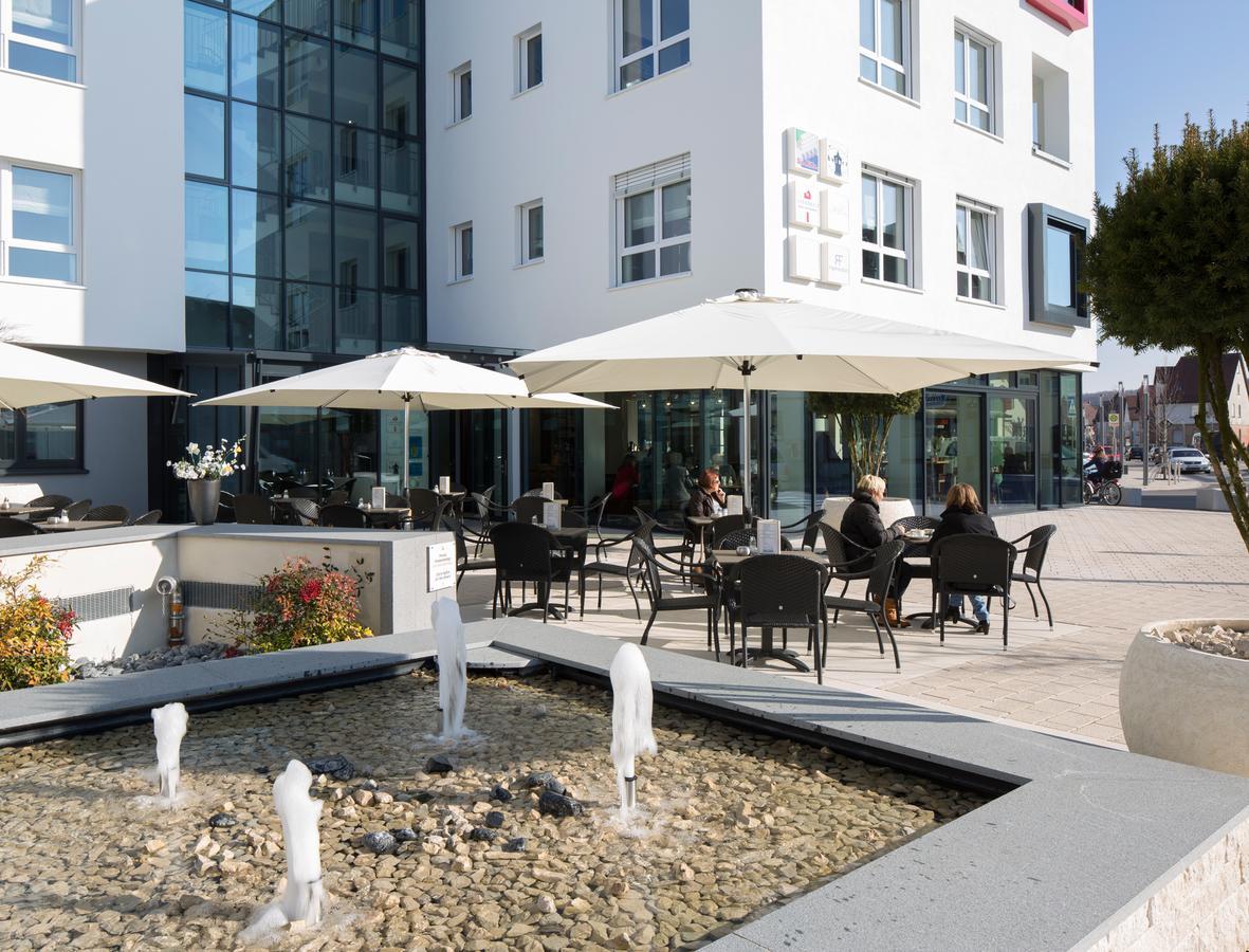 Logis First Class Business Suites Renningen Dış mekan fotoğraf