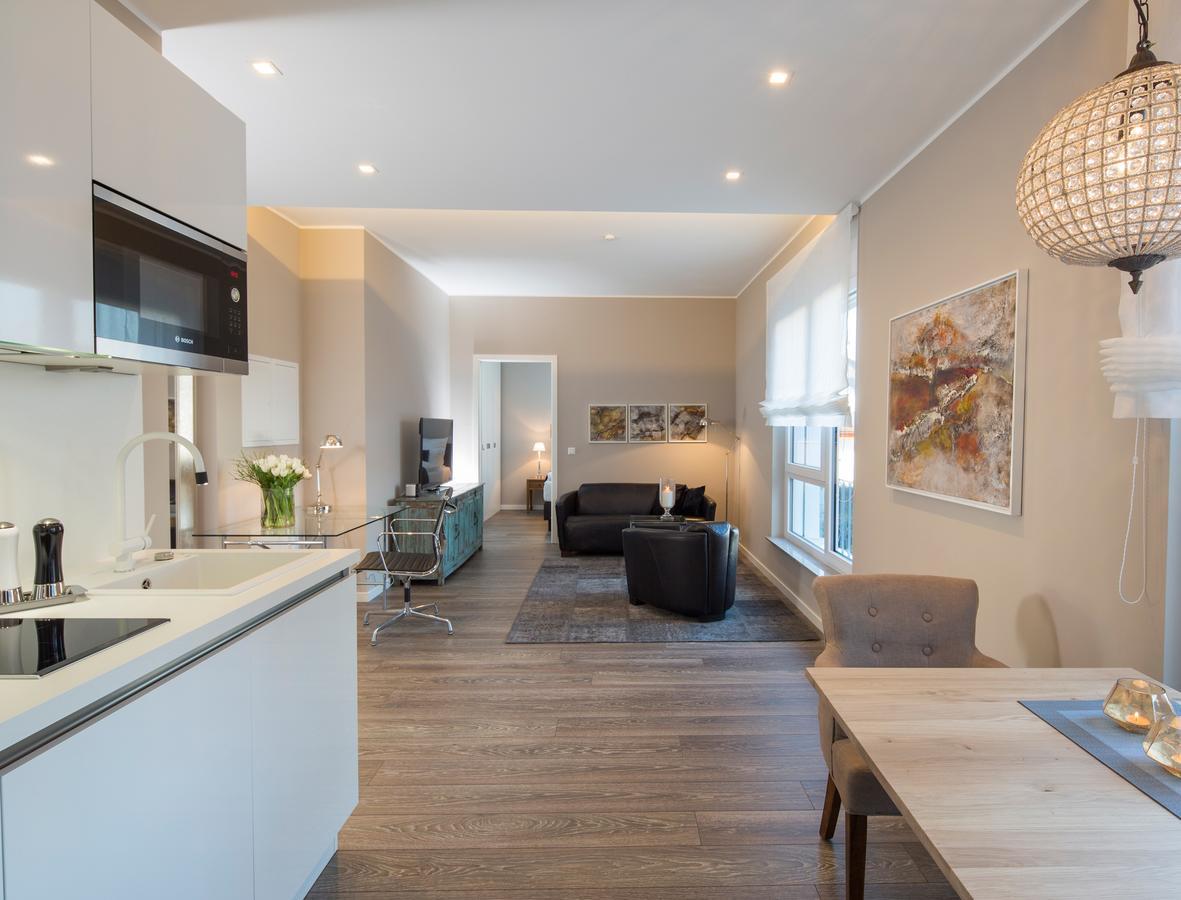 Logis First Class Business Suites Renningen Dış mekan fotoğraf